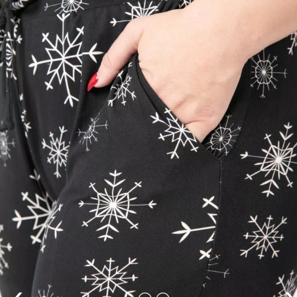 Agnes & Dora Snowflake Everyday Joggers Black - Picture 2 of 5
